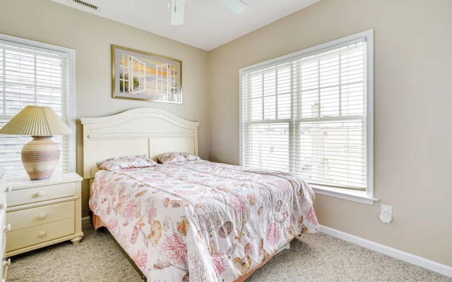 Wildwood Vacation Rental: Walk to Beach Access!