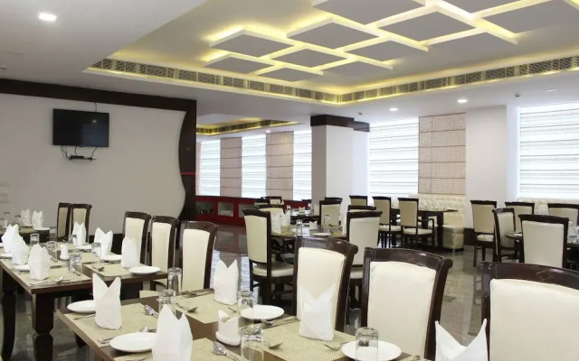 OYO 3760 Hotel Elysee