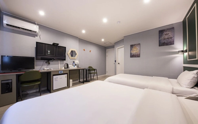 Wonju Hotel V