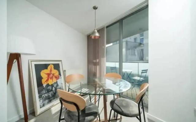 JOIVY Delightful 1BR flat w/ balcony