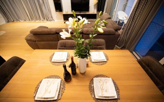 Penthouse Suite Arben