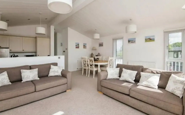 Remarkable 3-bed Lodge in Honiton