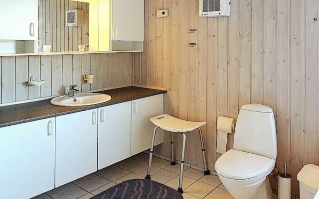 Luxurious Holiday Home in Ringkøbing With Indoor Whirlpool
