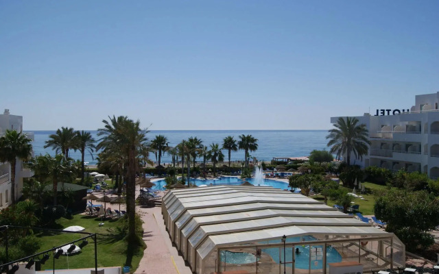 Best Oasis Tropical Hotel
