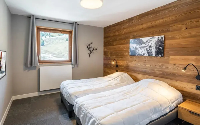 Chalet in Auris-en-oisans With Balcony