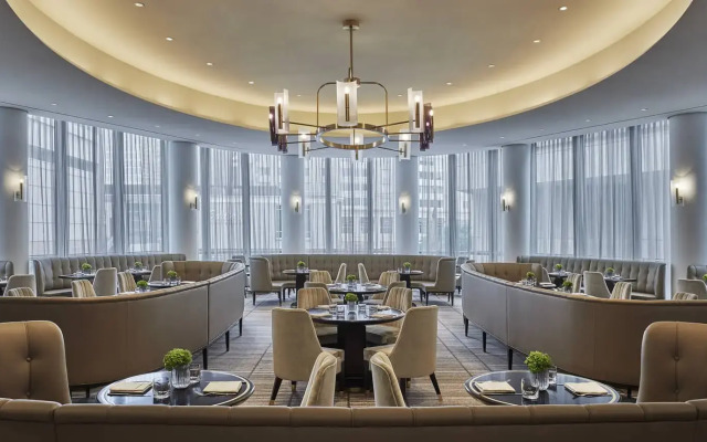 Four Seasons Hotel One Dalton Street, Boston