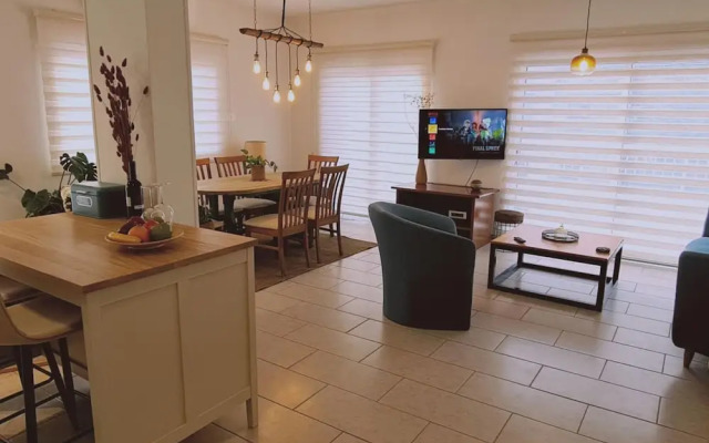 83 Lim2 - Stay Naturaleza Penthouse