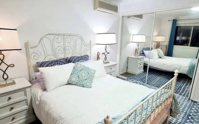 Neogaia Bed & Breakfast