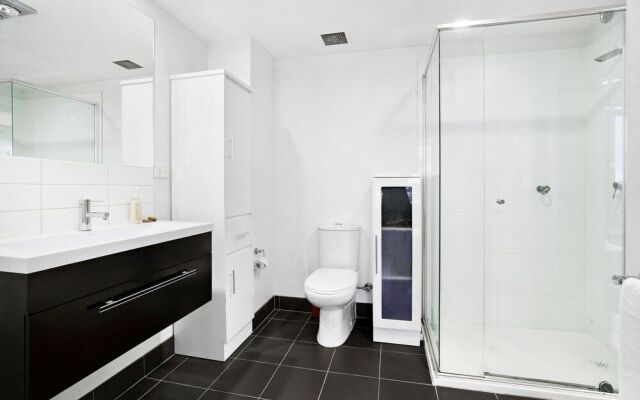 ZEE, 2BDR Southbank Apartment
