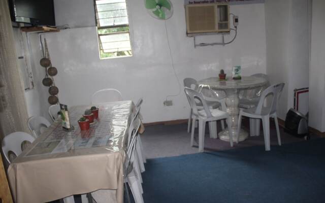 Maraño's Hometel