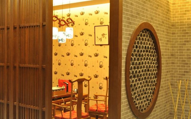 Xiangxue Holiday Hotel