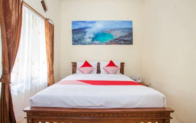 OYO 1415 Ijen Resto & Guest House