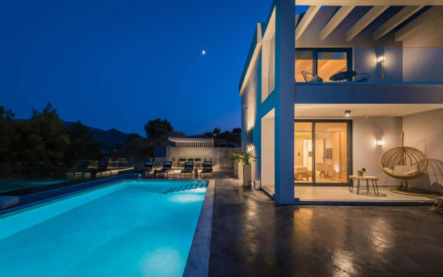 Sueño LUXURY VILLA 180 Iconic Sea View