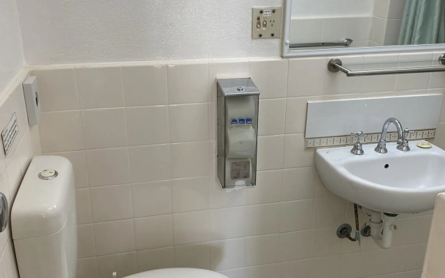 Paddle Steamer Motel