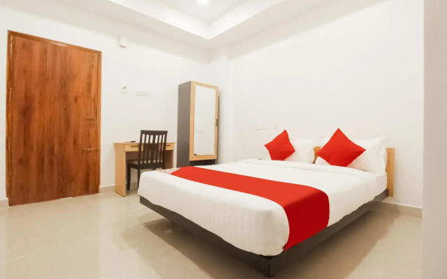 Super OYO Flagship 74485 Sakthi Grand