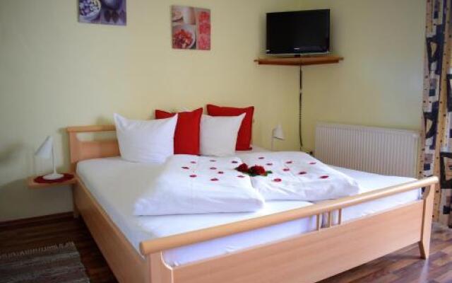Gasthof Pension Taurer Thoman