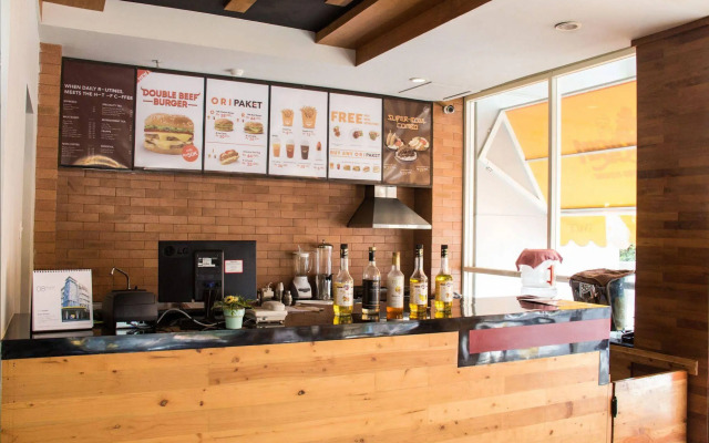 Cleo Walikota Surabaya Hotel