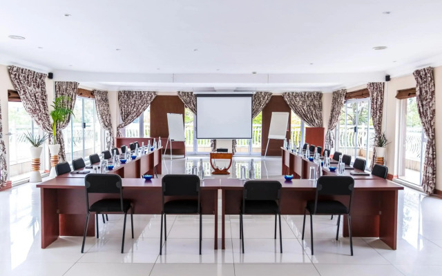 Lakeview Boutique Hotel & Conference Center