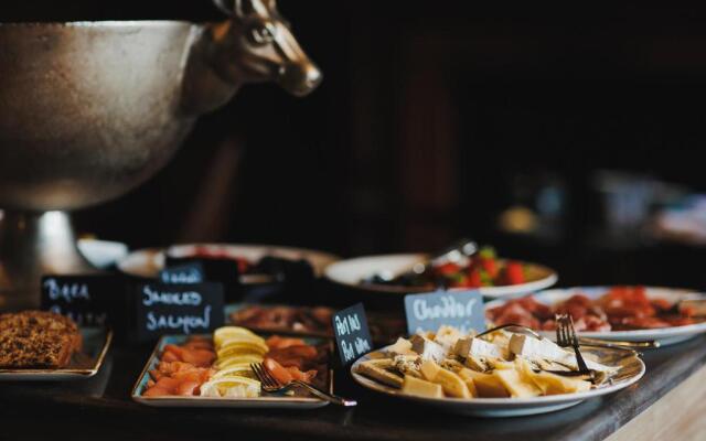 Caer Rhun Hall Hotel