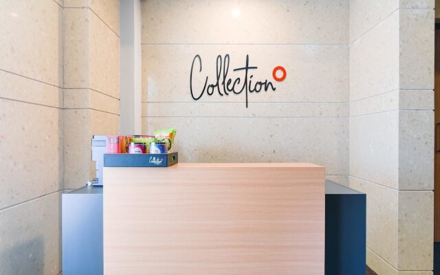 Collection O 146 Sapphire 83 Mall