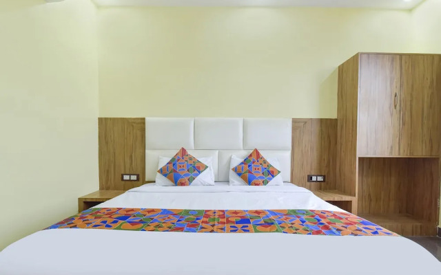 Fabhotel Madhav