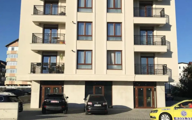 Sunny Apart Hereditas (Adults Only)