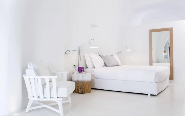 Charisma Suites