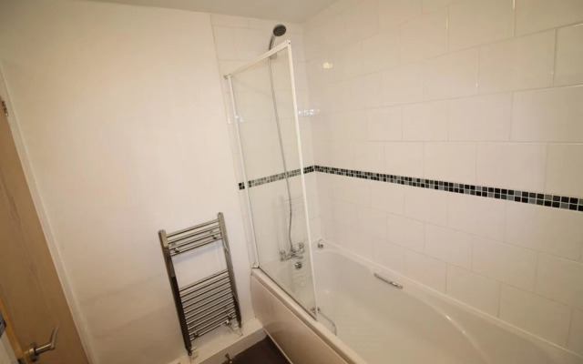 1 Bed Apartment