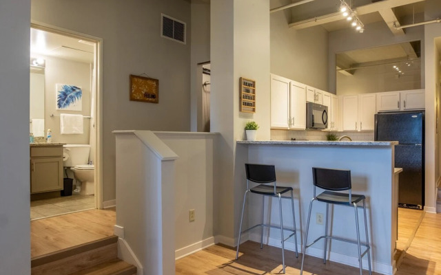 FRONTDESK 300 Heinz St Apts Pittsburgh