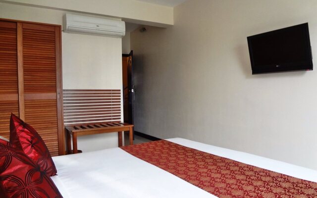 Baani Hotel
