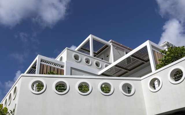 Wharfside Village Hotel