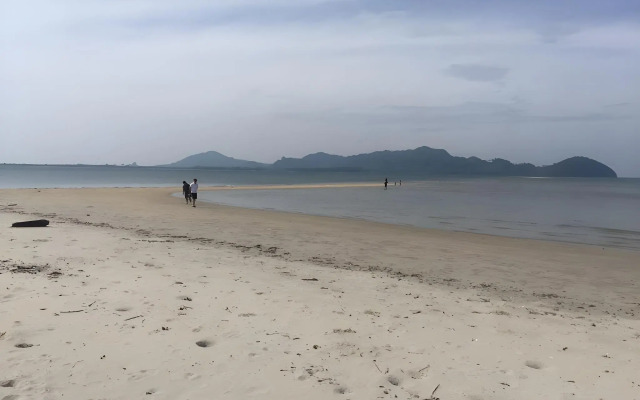 Baan Bangrak Residence (SHA Extra Plus)