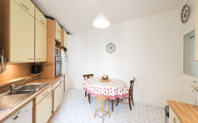 French-style Allure in Saint-Germain des Pres