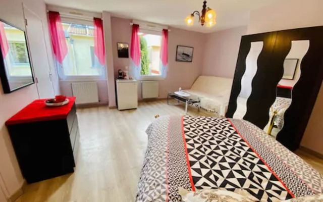 Reims Sherpa Guest House