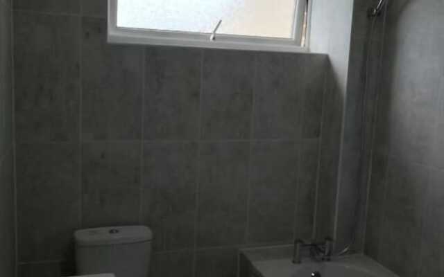 Bluewater House - Immaculate 4-bed in Greenhithe