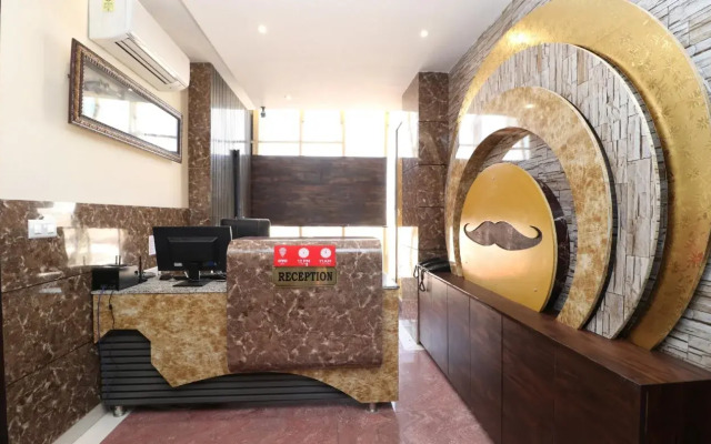 Hotel V2v by OYO Rooms