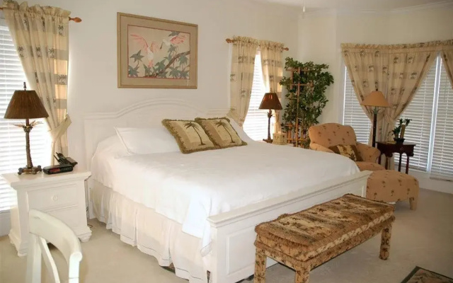 177 Carolina on my Mind 5 Br home by RedAwning