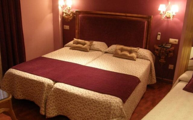Goya Suites