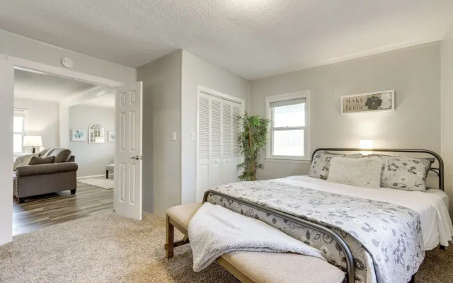 Walkable & Updated Nevada Home: Family Friendly!