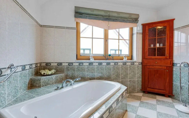 Apartment in Kuhlungsborn Near Sandy Beach