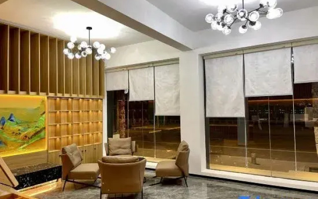 Kaifeng Wanxi Hotel (Qingming Shangheyuan Longting Branch)