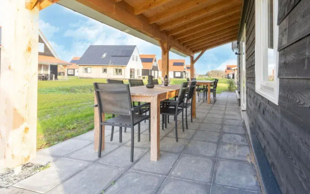 Modern Holiday Home in Scherpenisse With Sauna