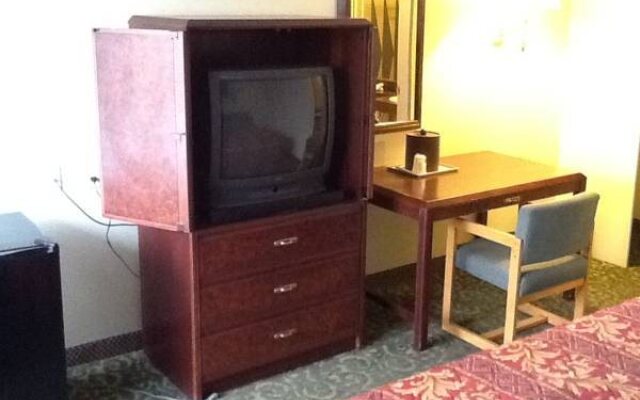 Regency Inn & Suites
