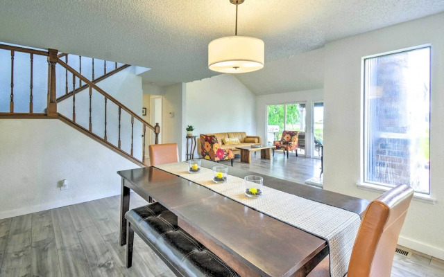 Stunning Hood Canal Getaway w/ Private Deck!