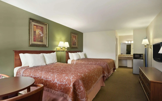 Super 8 by Wyndham Mifflinville Near Bloomsburg