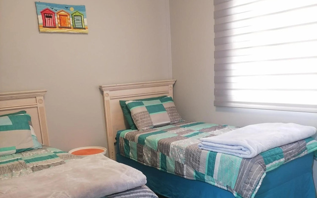 Muizenberg Mountain View Apartment