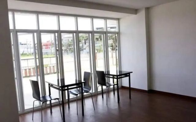 Field Town Apartment