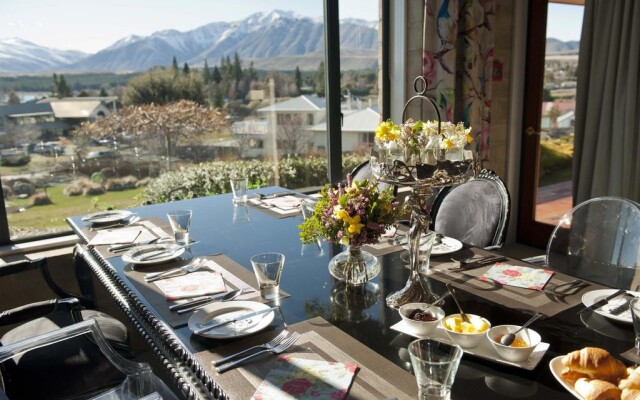 Lake Tekapo Lodge