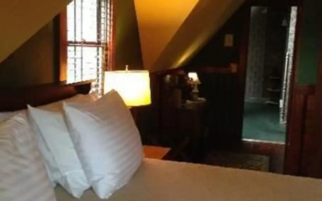 The Black Walnut Guest House