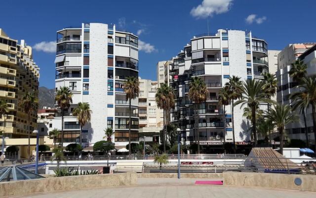 Valdecantos Beachfront Apartments